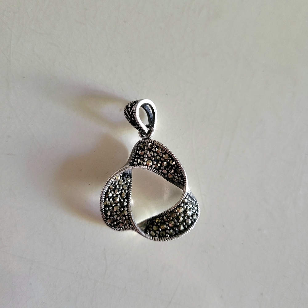 Vintage Sterling Silver Marcasite Pavee Twisted Triangle Mobius Pendant